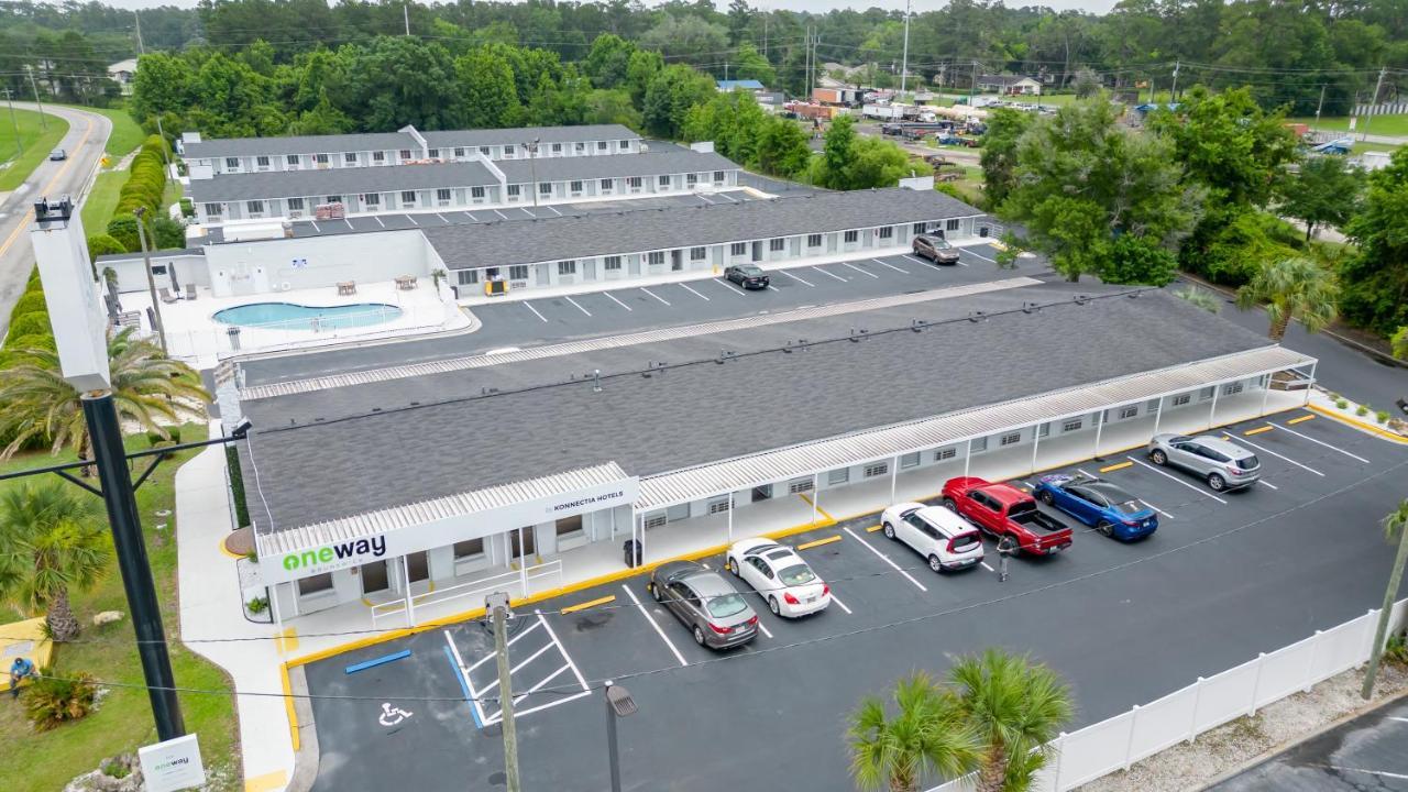 Golden Isles Inn & Suites Брунсуик Екстериор снимка