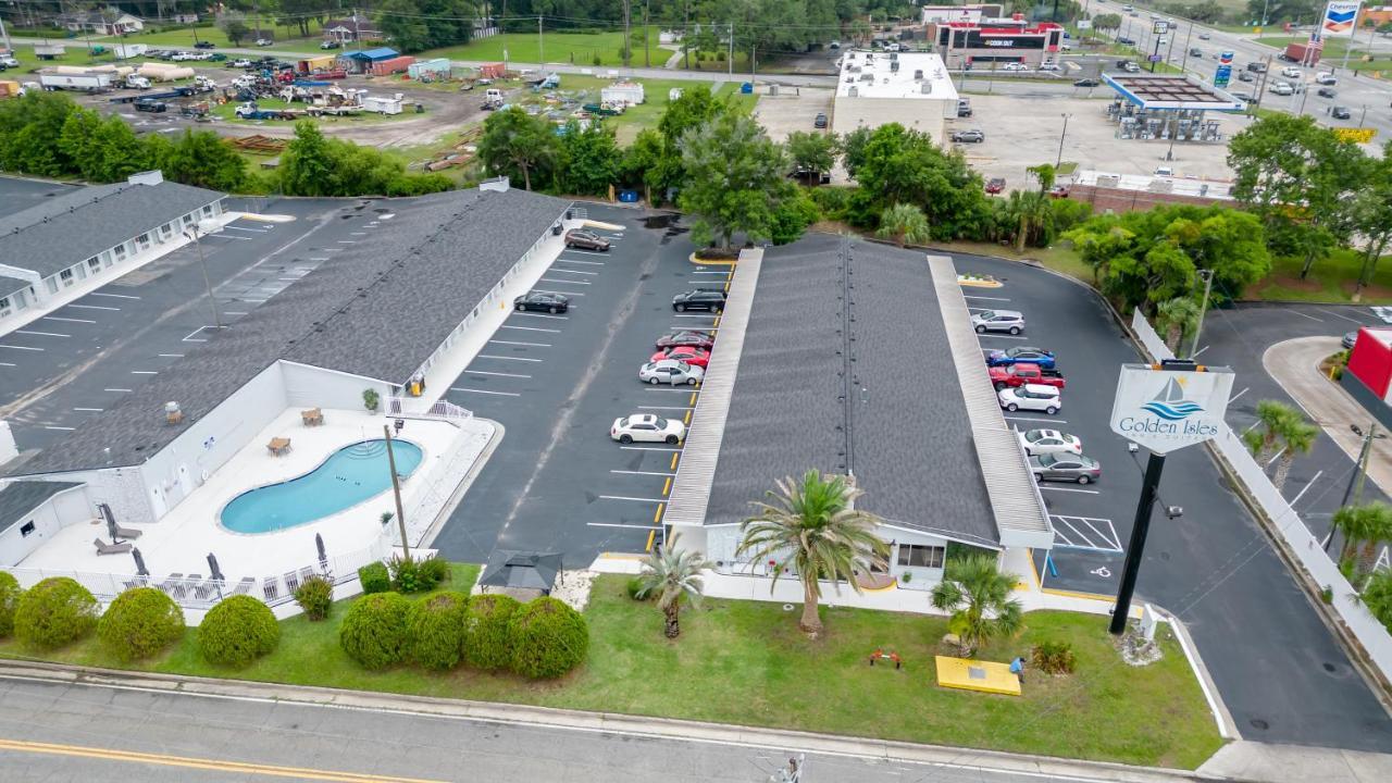 Golden Isles Inn & Suites Брунсуик Екстериор снимка