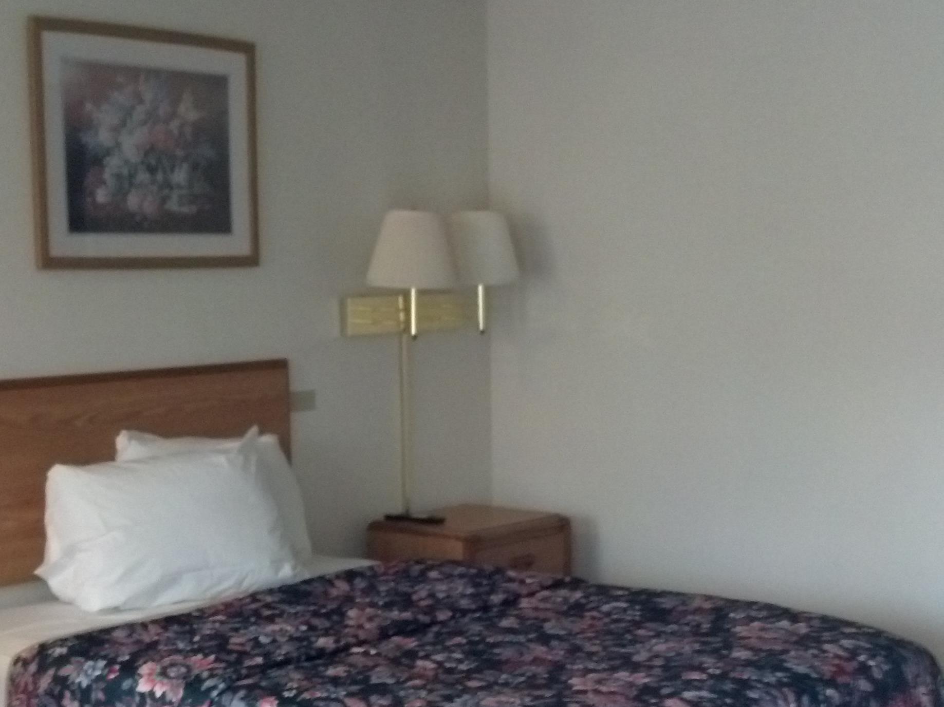 Golden Isles Inn & Suites Брунсуик Екстериор снимка